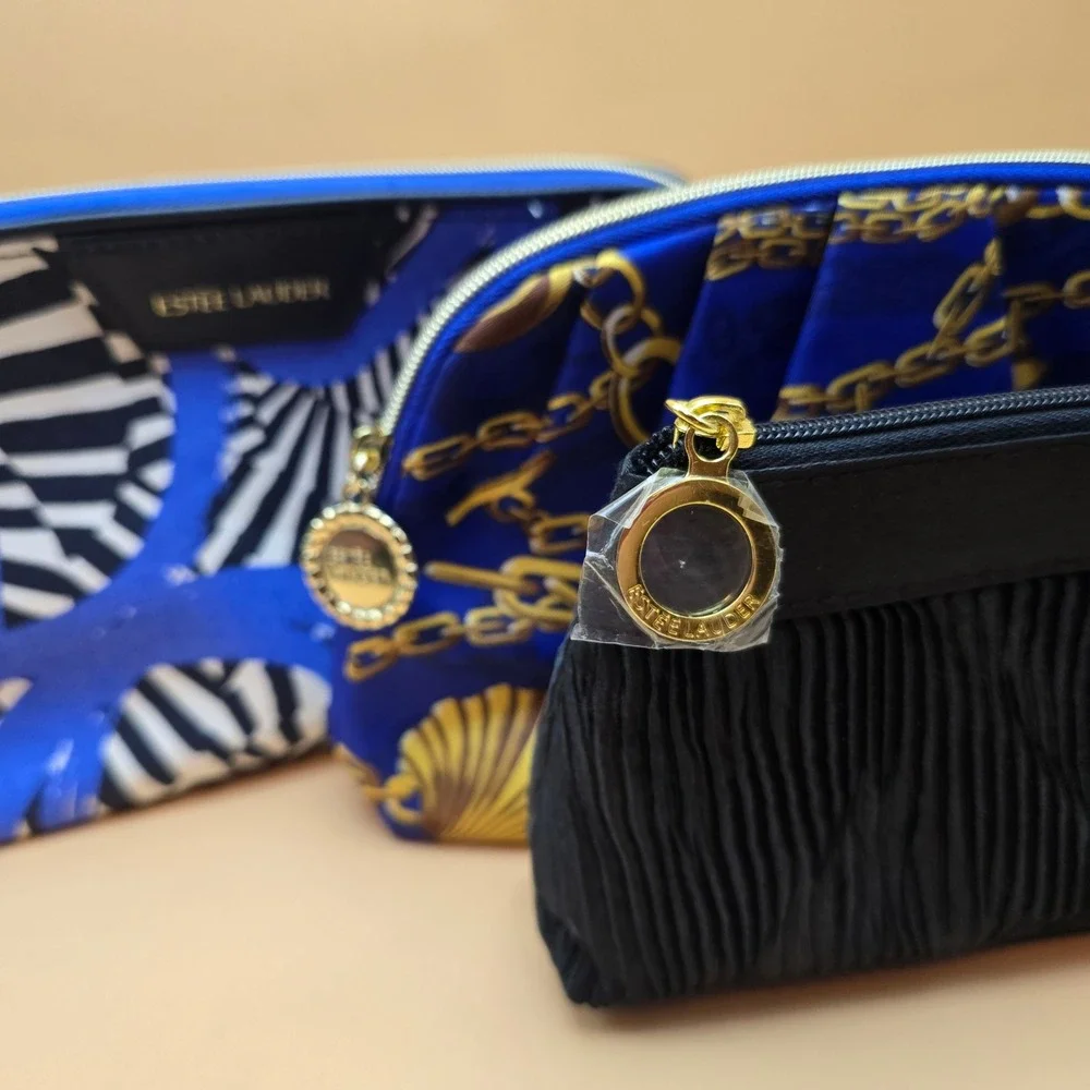 Estee Lauder signature canvas cosmetic